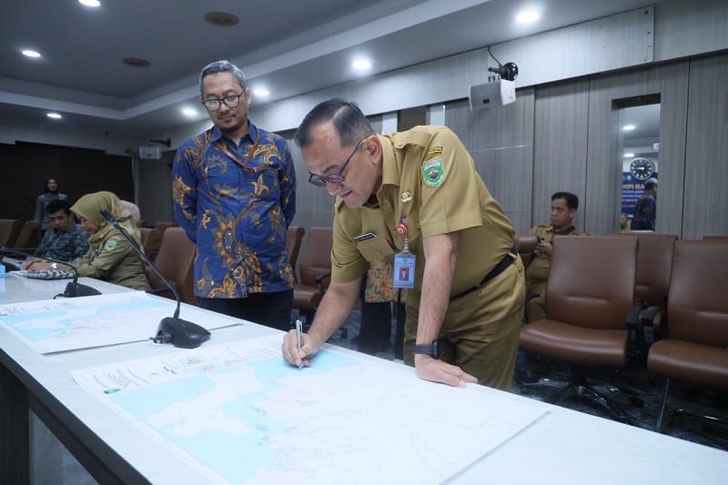 6457a3eb-36e4-4be0-a182-0a85284f1bbc